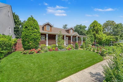 /international/us/14645-13th-avenue-whitestone-ny-110110190732/