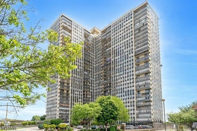 /international/us/300-winston-dr-c0214-cliffside-park-boro-nj-110108180116/
