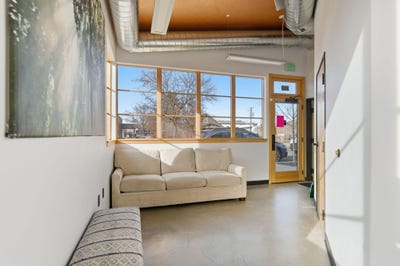 /international/us/544-sw-4th-street-redmond-or-110106035009/