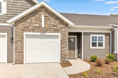 /international/us/2845-w-cobblestone-court-se-kentwood-mi-110120061736/