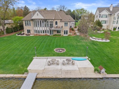 /international/us/w356n5136-lakeshore-dr-oconomowoc-wi-110107637491/