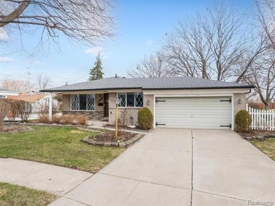 /international/us/5121-mckinley-road-warren-mi-110106719227/