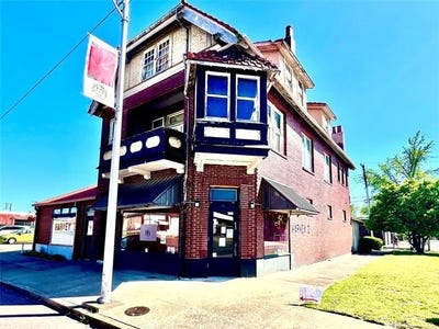 /international/us/821-w-broadway-street-muskogee-ok-110098685153/