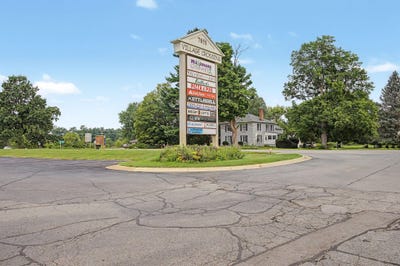 /international/us/7851-spring-arbor-road-spring-arbor-mi-110120558005/