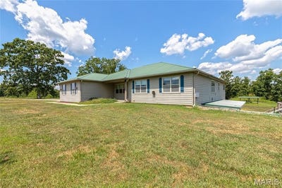 /international/us/26469-roam-drive-waynesville-mo-110101725415/