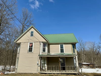 /international/us/163-creek-road-little-falls-ny-110106317860/