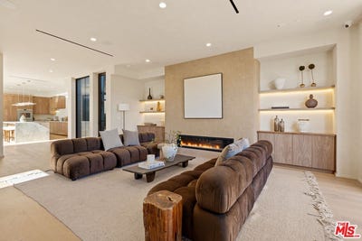 /international/us/923-milwood-ave-venice-ca-110107690026/