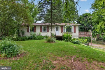 /international/us/1048-creek-road-manheim-pa-110108690932/
