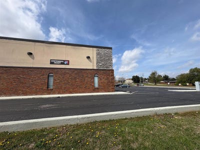 /international/us/125-memorial-drive-franklin-ky-110106923285/