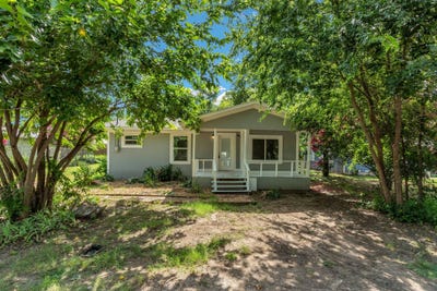 /international/us/110-n-hillside-street-red-oak-tx-110120146736/