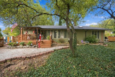 /international/us/579-s-yale-st-wichita-ks-110120004886/