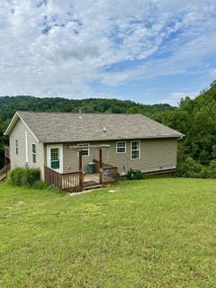 /international/us/558-upper-mulberry-road-williamsburg-ky-110100901395/?lang=en