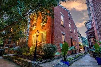 /international/us/231-e-7th-street-covington-ky-110100985978/