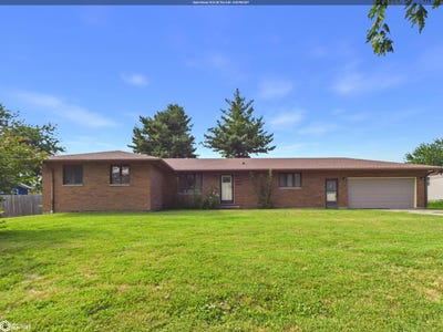 /international/us/505-spruce-montrose-ia-110119489801/