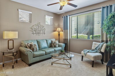 /international/us/3330-s-gilbert-road-chandler-az-110101150715/