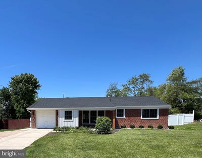 /international/us/400-deb-lane-warminster-pa-110107908448/
