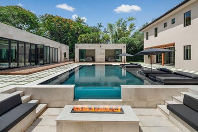 /international/us/10061-sw-60th-ct-pinecrest-fl-110098398050/