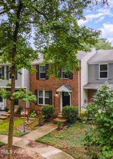/international/us/110-taylors-pond-drive-cary-nc-110100847689/