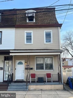 /international/us/232-w-union-street-burlington-nj-110100338472/