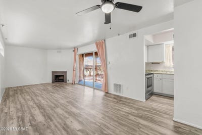/international/us/2601-w-broadway-boulevard-tucson-az-110108569087/