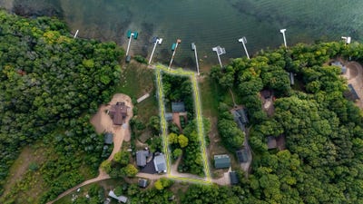 /international/us/2808-old-camp-ln-eagle-river-wi-110109962845/