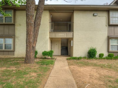 /international/us/1725-e-lindsey-street-norman-ok-110107762867/