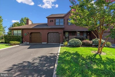 /international/us/33-easton-court-lawrenceville-nj-110101171688/