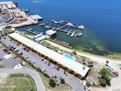 /international/us/5505-sun-harbor-road-panama-city-fl-110099865641/