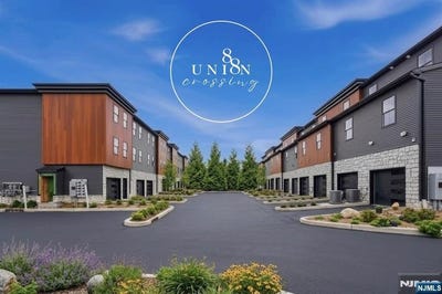 /international/us/91-union-street-lodi-nj-110108506687/