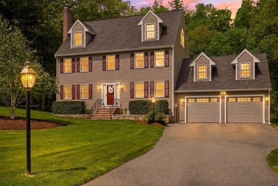 /international/us/9-fazio-farm-rd-georgetown-ma-110108303996/