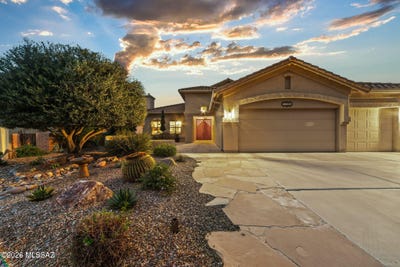 /international/us/2501-e-bluejay-bluff-lane-green-valley-az-110120462015/