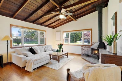 /international/us/501-pine-street-aptos-ca-110106373108/