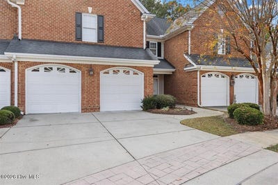 /international/us/4014-townes-court-n-wilson-nc-110107695111/