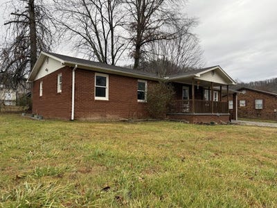 /international/us/11-short-street-thelma-ky-110104816745/