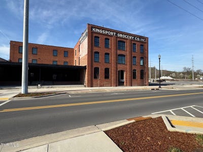 /international/us/453-e-main-street-kingsport-tn-110104293092/