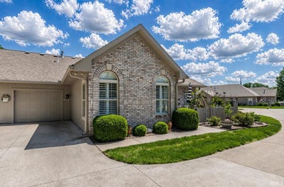 /international/us/8000-river-park-way-evansville-in-110107550522/
