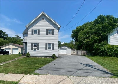/international/us/218-e-main-street-brownville-ny-110100379590/?lang=en