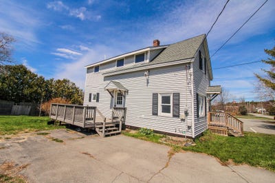 /international/us/35-mildred-avenue-bangor-me-110107609072/