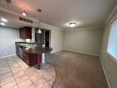 /international/us/145-virginia-avenue-lexington-ky-110098582997/