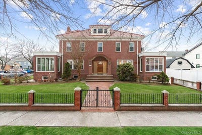 /international/us/20931-39th-avenue-bayside-ny-110107503505/