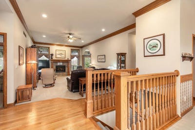 /international/us/9119-lenham-drive-johnston-ia-110107281943/