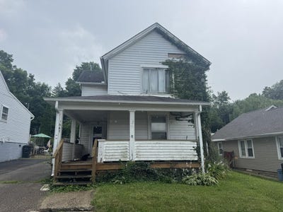 /international/us/1667-summit-street-springfield-oh-110100864358/