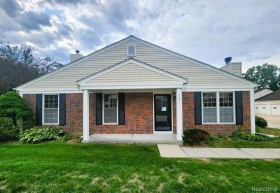 /international/us/7611-woodview-drive-waterford-twp-mi-110110187265/