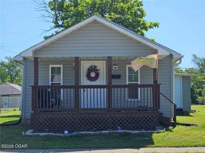 /international/us/915-euclid-street-galena-ks-110107824922/