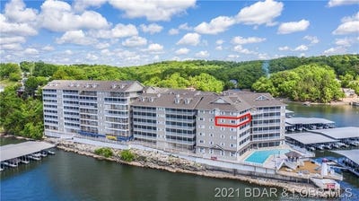 /international/us/68-lighthouse-road-lake-ozark-mo-110107392748/