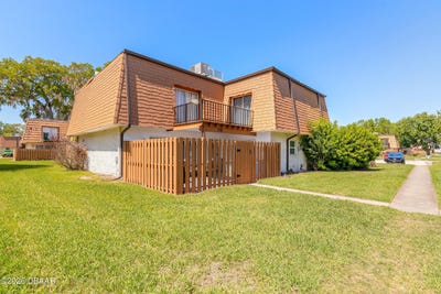 /international/us/178-moonstone-court-port-orange-fl-110106768636/