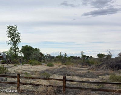 /international/us/1430-golden-park-way-fallon-nv-110107634562/