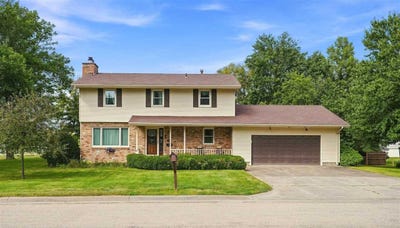 /international/us/1302-e-harrison-st-washington-ia-110109976591/