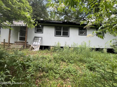 /international/us/1007-peoples-street-mccomb-ms-110108633011/