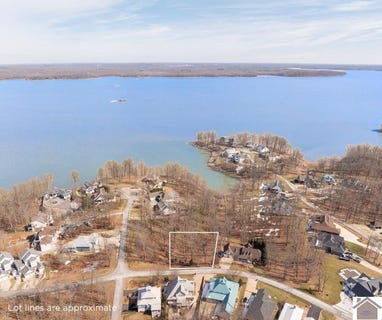 /international/us/737-marina-village-dr-grand-rivers-ky-110097701518/